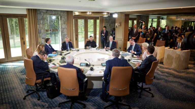 Зеленський на спецзасіданні лідерів країн G7
