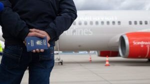 Паспорт України, множинне громадянство