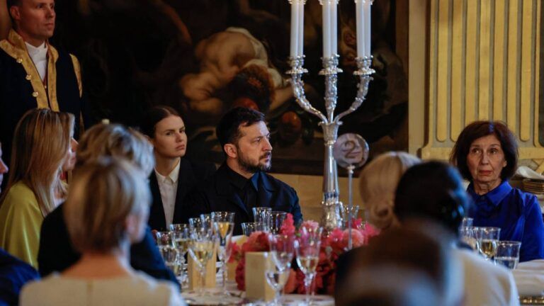 Королівська вечеря перед самітом НАТО: де сиділи Трамп і Зеленський