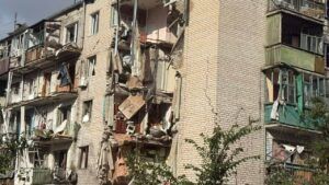 влучання у багатоповерхівку в Лимані