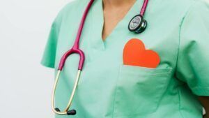 скільки можна бути на лікарняному