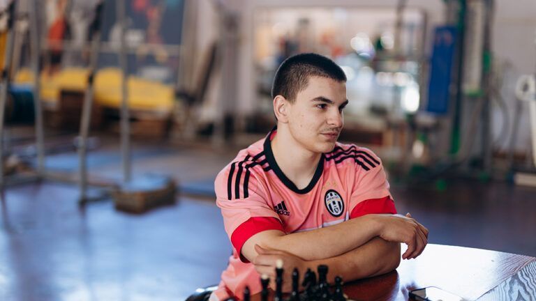 Олександр Вовк