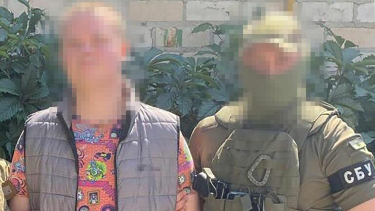 корегував обстріли Херсону
