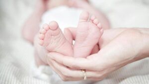 сколько длились самые быстрые роды,
