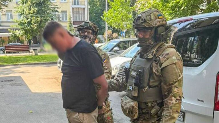 Коррупция при закупке дронов: подозрения объявлены Кузнецову, Гайдаю и командиру НГУ