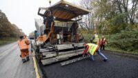 На ремонт дорог после зимы нужно 52 млрд грн — Зеленский