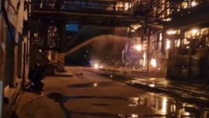 Пожежа в Ярославлі на лакофарбовій компанії 12 серпня 2025: подробиці