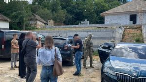 Винница: экс-начальник ГСЧС заставлял подчиненных строить дома