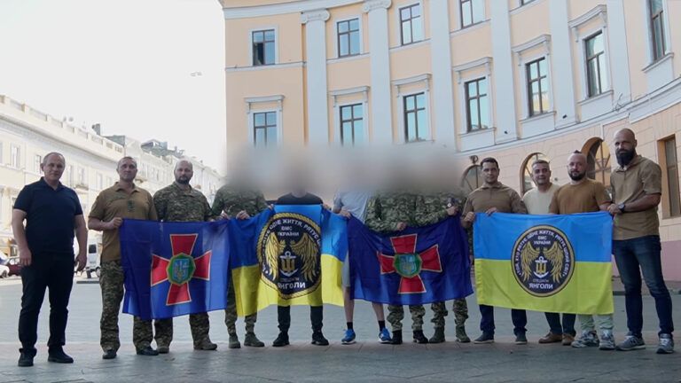 Янголи ВМС ЗСУ врятували українських воїнів після трьох років в окупації