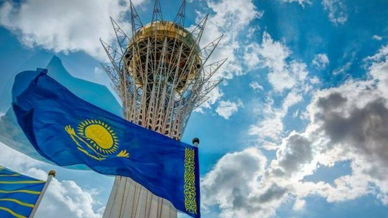 Казахстан прапор