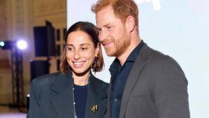 Принцу Гаррі подарували вишиванку