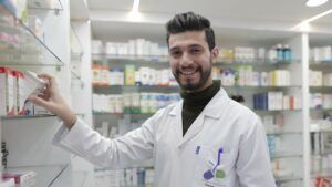 аптекар з ліками