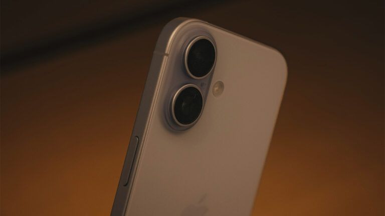 iPhone 17