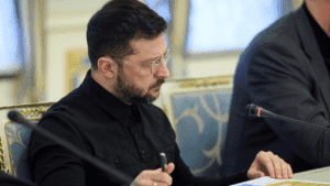 Президент созывает Ставку и членов правительства: ожидаются принципиальные шаги володимир зеленський