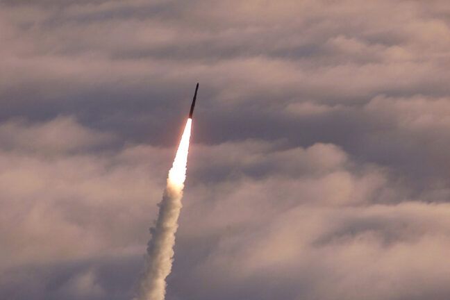 Minuteman III: США провели тестовий запуск міжконтинентальної балістичної ракети у Каліфорнії