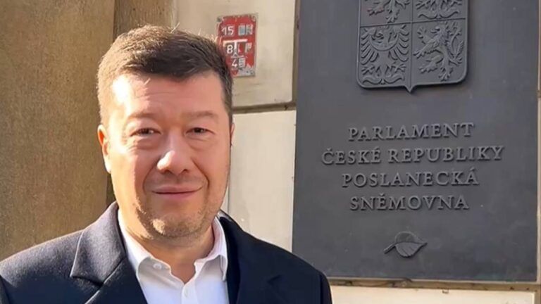 Томіо Окамура