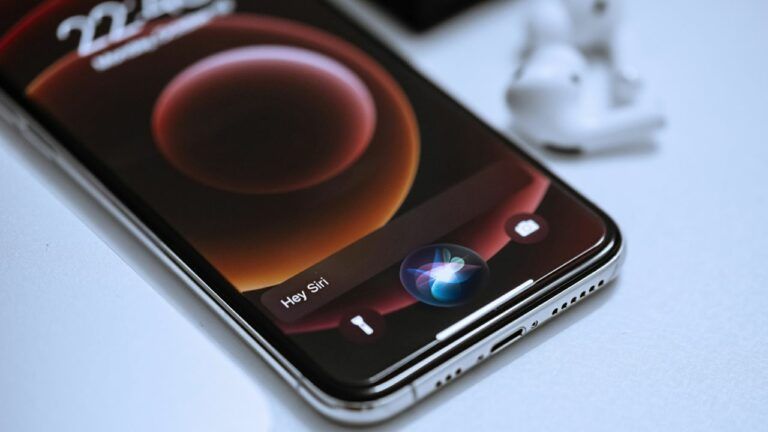 Siri