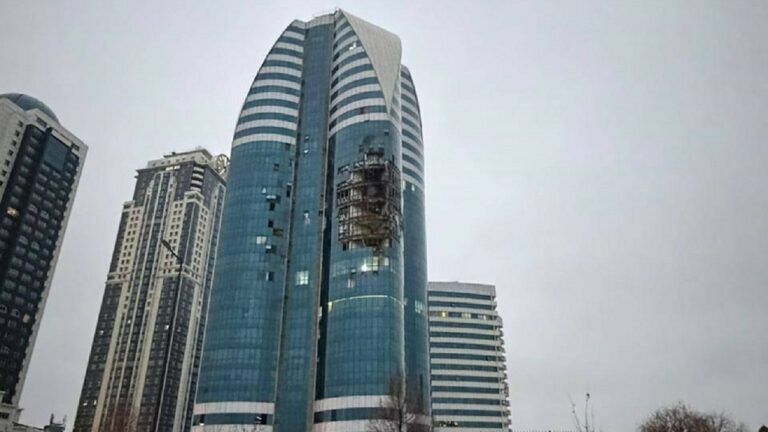 Атака дронів на Грозний 5 грудня – пошкоджено хмарочос Грозний Сіті