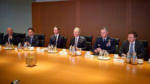 США и Украина 15 декабря возобновили переговоры по мирному соглашению