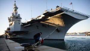 авіаносець Шарль де Голь