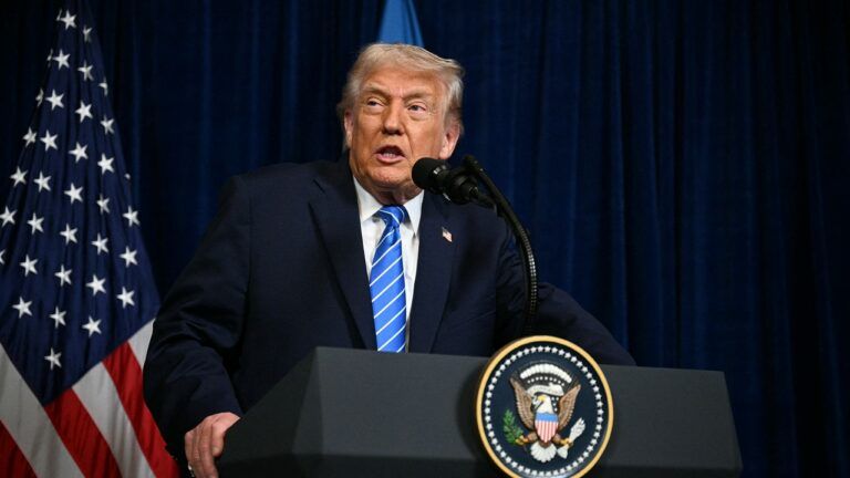 Дональд Трамп на пресконференції 28 грудня у Флориді