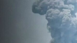 Зупинка НПЗ у Сизрані та Саратові загострить дефіцит пального в РФ — Reuters У Росії через атаки дронів зупинилися Сизранський та Саратовський НПЗ — Reuters