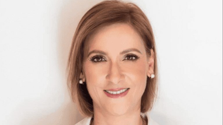 Перша леді Кіпру пішла з благодійного фонду на тлі корупційного скандалу