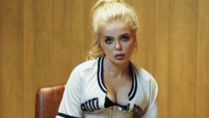 Аліна Гросу