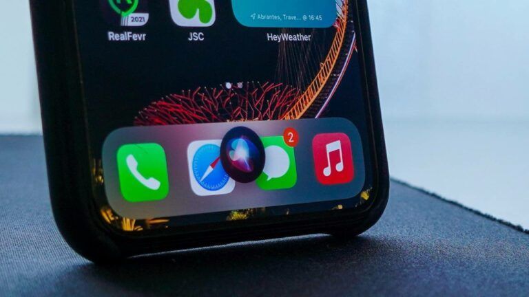 Siri