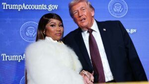 Нікі Мінаж і Дональд Трамп