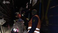 Спасатели эвакуировали пассажиров из метро
