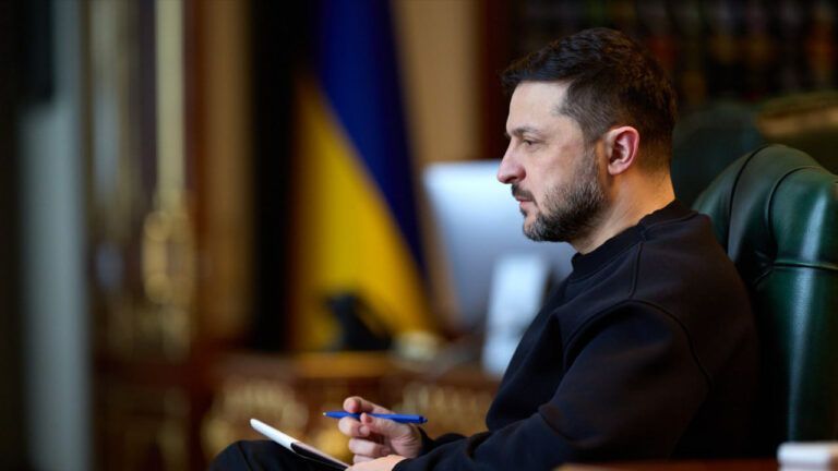 Зеленський: тиша має бути щодня, а не кілька годин для параду