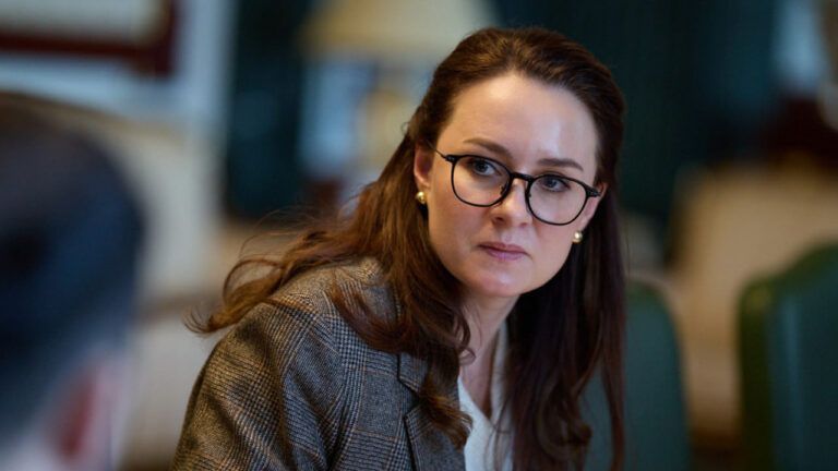 20 пакет санкций ЕС: удар по оборонке, банкам и танкерам РФ