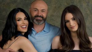 Маша Єфросиніна