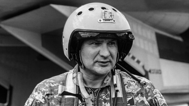 Александр Довгач: погиб командир 39 бригады тактической авиации, Герой Украины