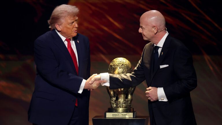 Трамп і Інфантіно