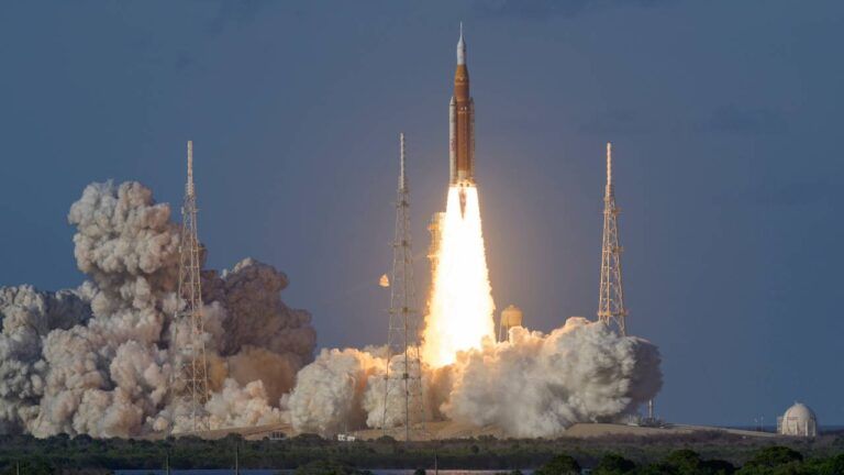 старт місії Artemis II