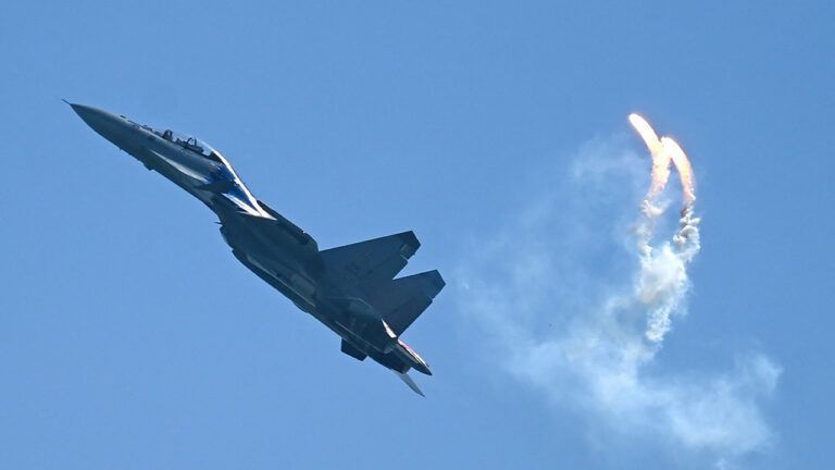 Су-30 разбился в Крыму: что известно об аварии 3 апреля