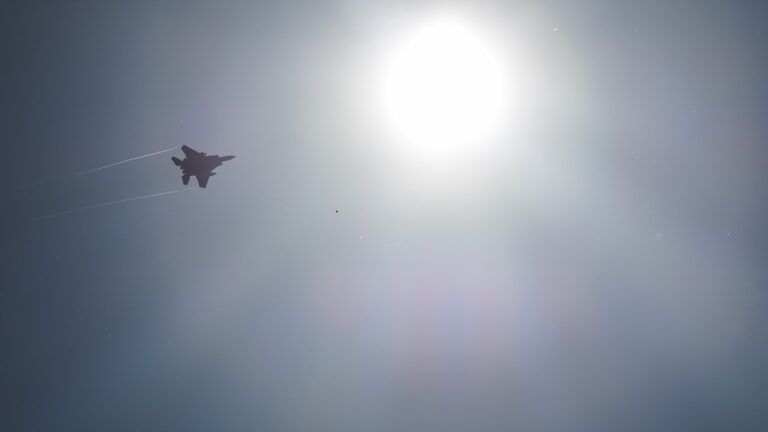 винищувач F-15