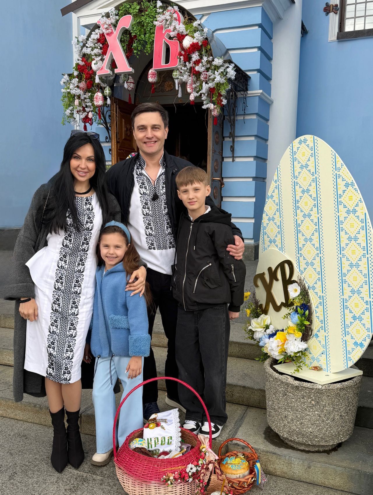 Шпиталь, ефіри та омріяні зустрічі: великодні історії від зірок ICTV та ICTV2 Фото 4 Великдень Андрія Ковальського