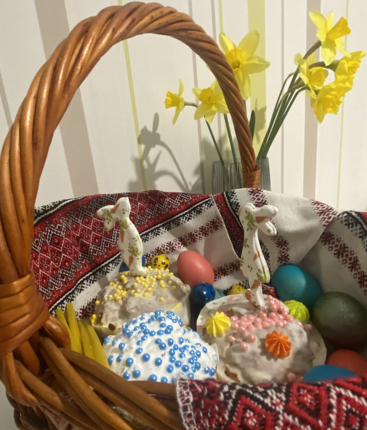 Шпиталь, ефіри та омріяні зустрічі: великодні історії від зірок ICTV та ICTV2 Фото 5 Великдень Анастасії Мазур