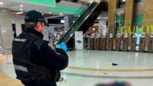 У ТЦ Гулівер загинув чоловік