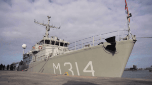 Зеленський показав новий протимінний корабель від Нідерландів