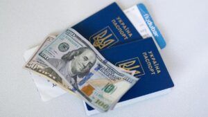 скільки коштує зробити закордонний паспорт