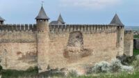 У Хотинській фортеці стався суттєвий обвал стіни: що відомо про стан пам’ятки