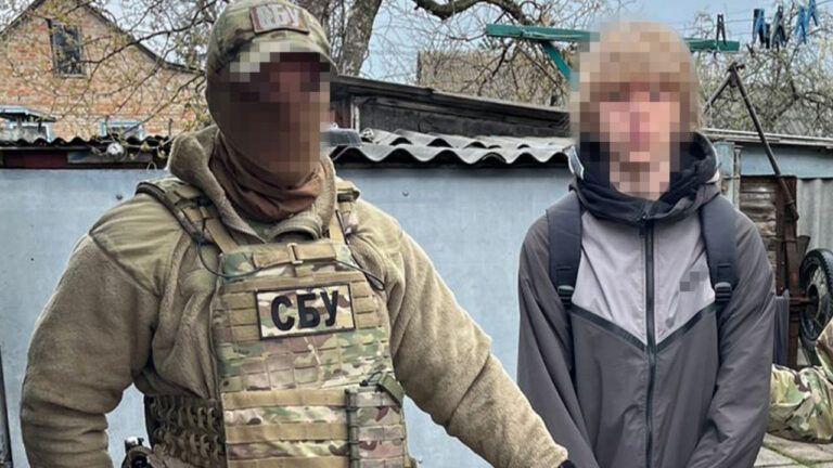 СБУ предотвратила теракты в школах: РФ вербовала подростков для массовых убийств