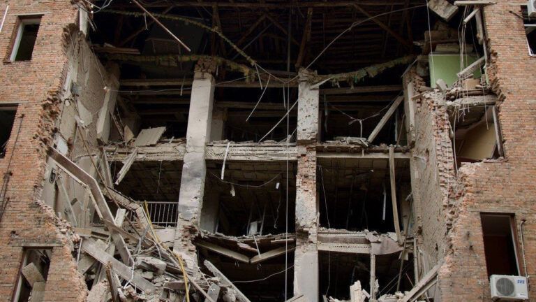 Обстріл Дніпра 25 квітня