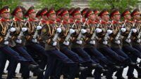 військові КНДР на параді 9 травня