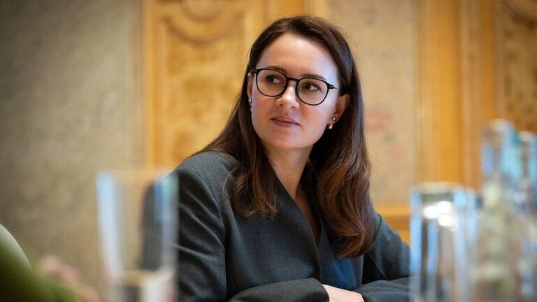 Юлі Свириденко