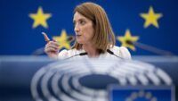 Мецола закликала ЄС не затягувати вступ України через проміжні статуси